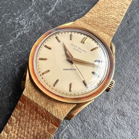 patek philippe calatrava gold vintage|patek philippe calatrava bracelet.